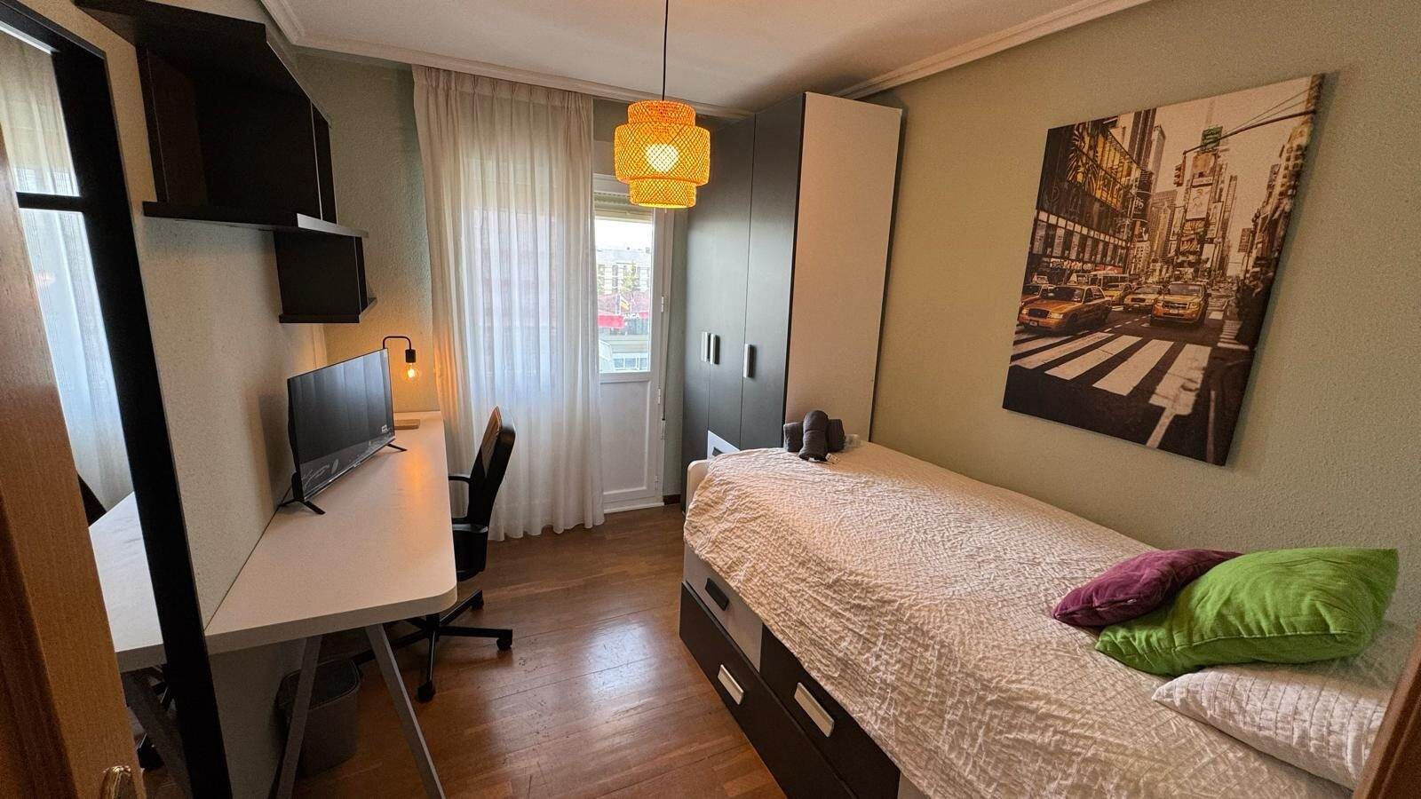 Property on Álava Street — 9