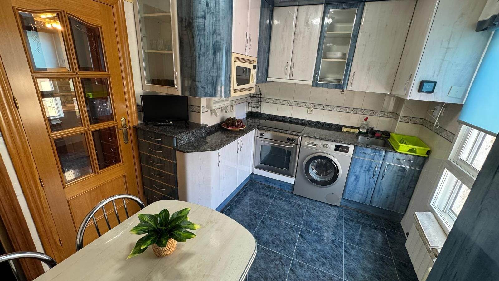 Property on Álava Street — 13